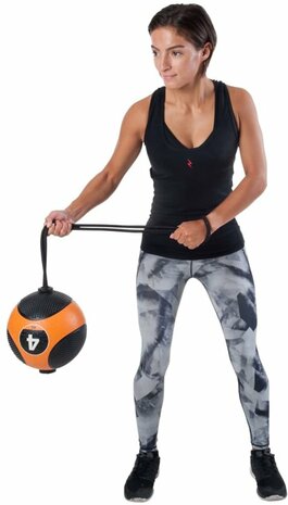 Pure2improve Medicine Ball With Rope 4KG