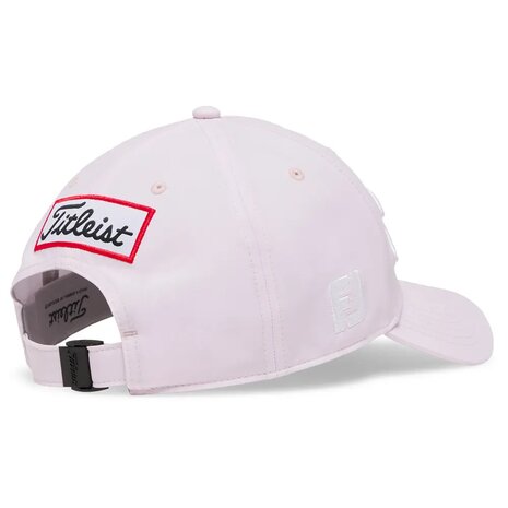 Titleist Tour Performance Pink Wit